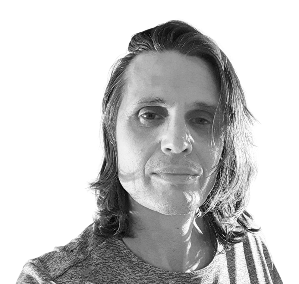 Sergio Juan Piornedo<br/>
<b>Formación integral: <br/>Psicólogo /  Dramaturgo / Actor</br>